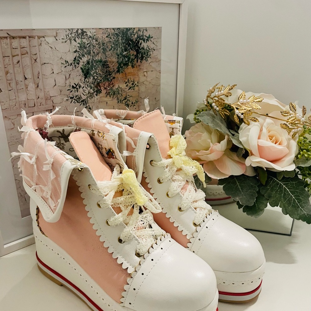 Stylish Pink Lolita coquette lace up boots